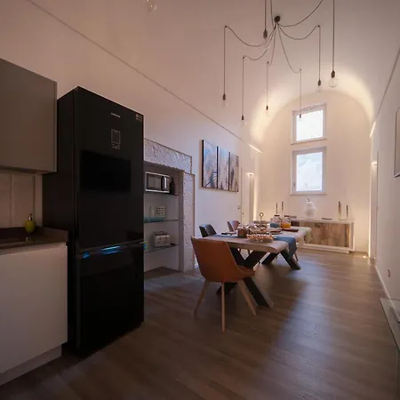 Sotrani Bed & Breakfast 2*