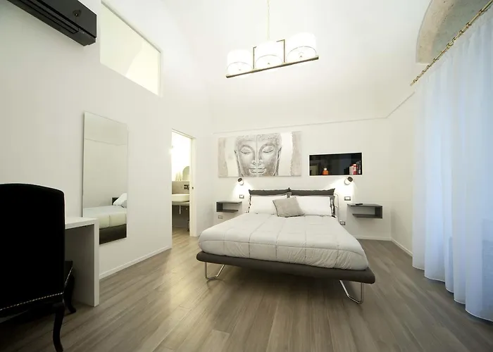 לינה וארוחת בוקר Sotrani 4*